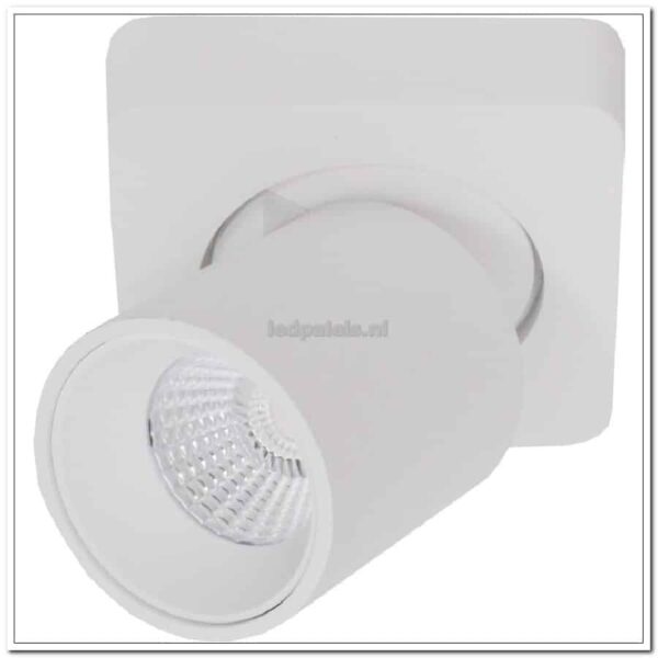 Spot Laguna weiß 1-flammig quadratisch IP20 LED 6W 2700K 540lm dimmbar