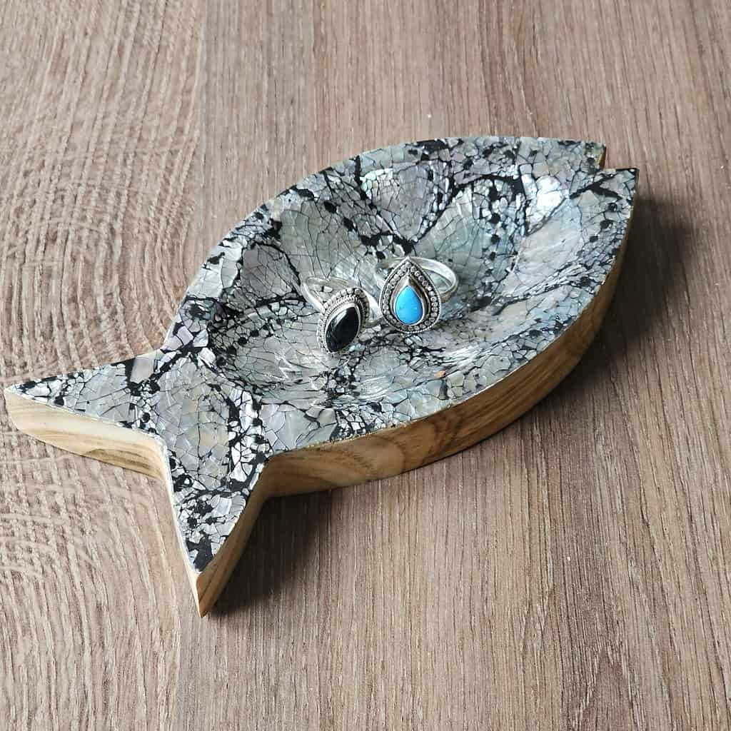 houten bakje visje met schelp