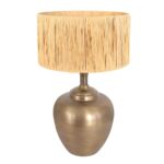 Vintage stoffen tafellamp met bronzen voet en beige kap, ideaal voor sfeervolle verlichting in woonkamer of slaapkamer.
