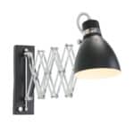 Moderne verstelbare wandlamp met elastische arm en zwart metalen kap voor creatieve verlichting in huis of kantoor.
