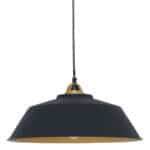 Lichtpendel lampen in zwart en goud met moderne industriële uitstraling, ideale verlichting voor eetkamers en keukens.