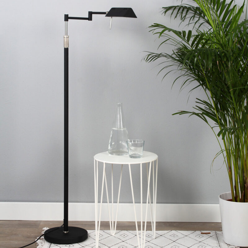 Zwarte vloerlamp Karl 5895ZW met dimmer en in hoogte verstelbaar - Afbeelding 3
