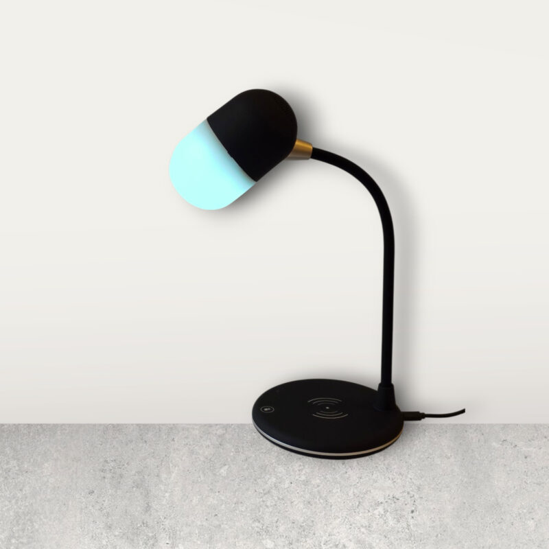 tafellamp bedlamp met bluetooth speaker met usb draad met dimmer en 3 kleuren lichttafellamp bedlamp met bluetooth speaker met usb draad met dimmer en 3 kleuren licht